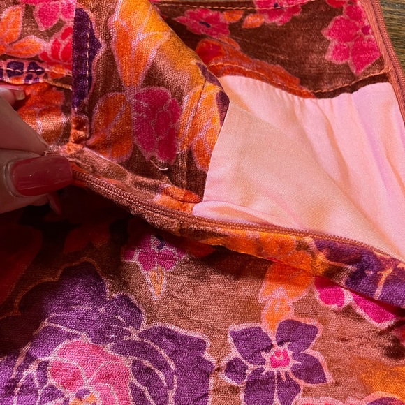 FREE PEOPLE Velvet like Floral Fall Mini Skirt - Picture 5 of 10